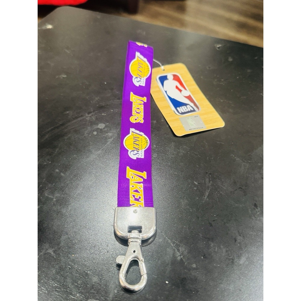 Los Angeles Lakers NBA Purple Wristlet Lanyard Keychain NWT Official Licensed